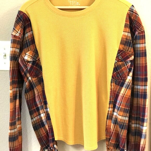 Flannel Shirt Upcycle, M-L: Reworked Oversized Yellow Gold Waffle Knit, Fringe - Picture 8 of 10